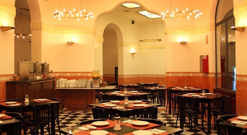 Hotel Peninsular Barcellona Esterno foto