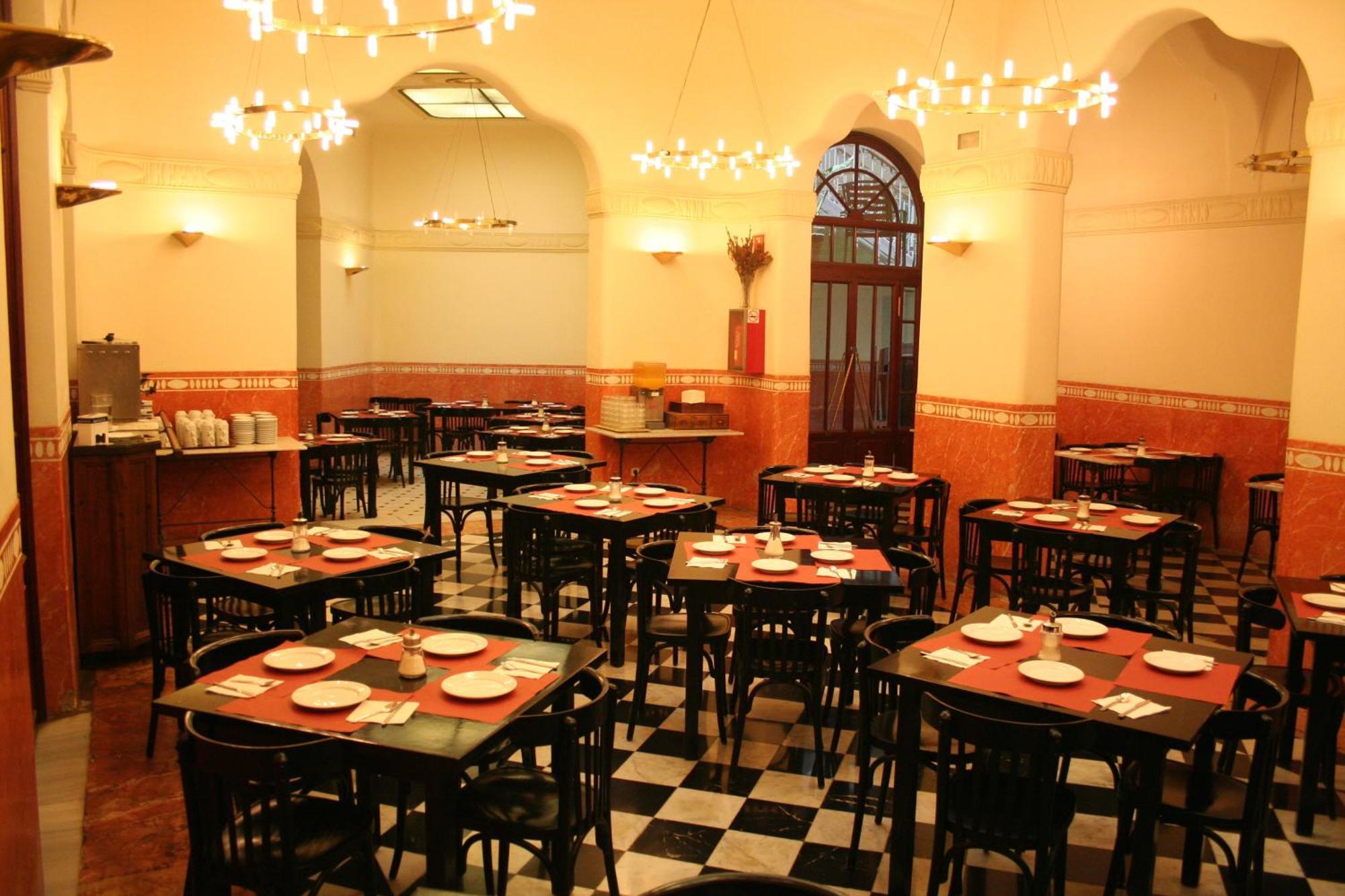 Hotel Peninsular Barcellona Esterno foto
