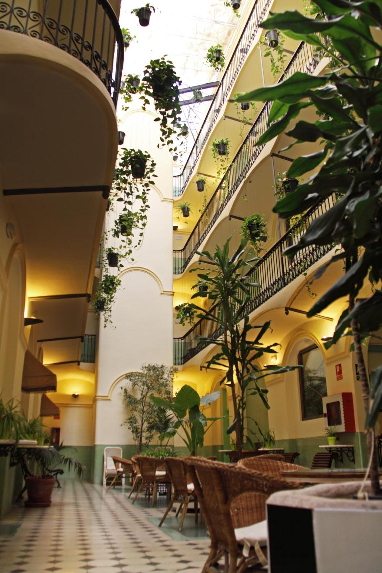 Hotel Peninsular Barcellona Esterno foto