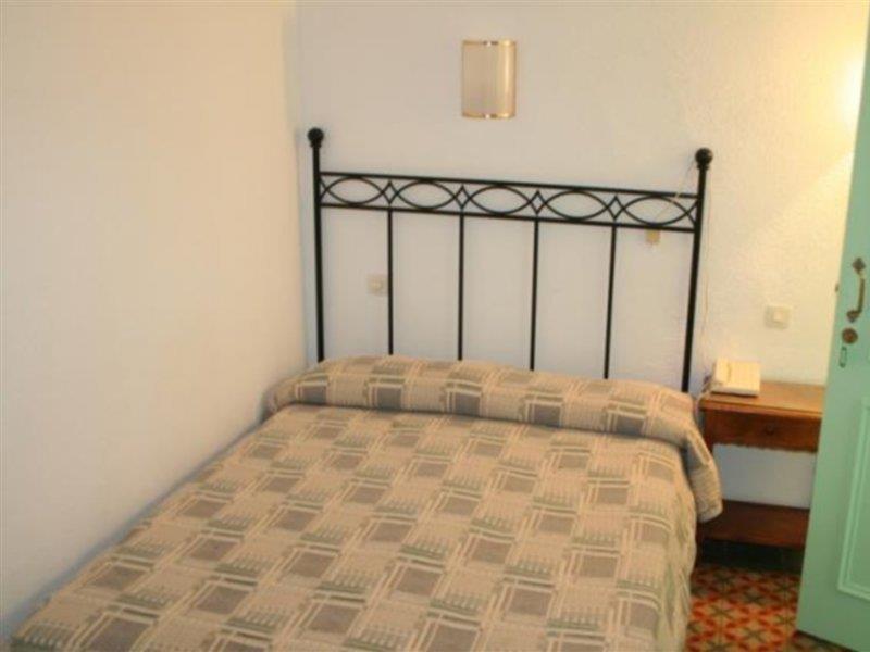 Hotel Peninsular Barcellona Esterno foto